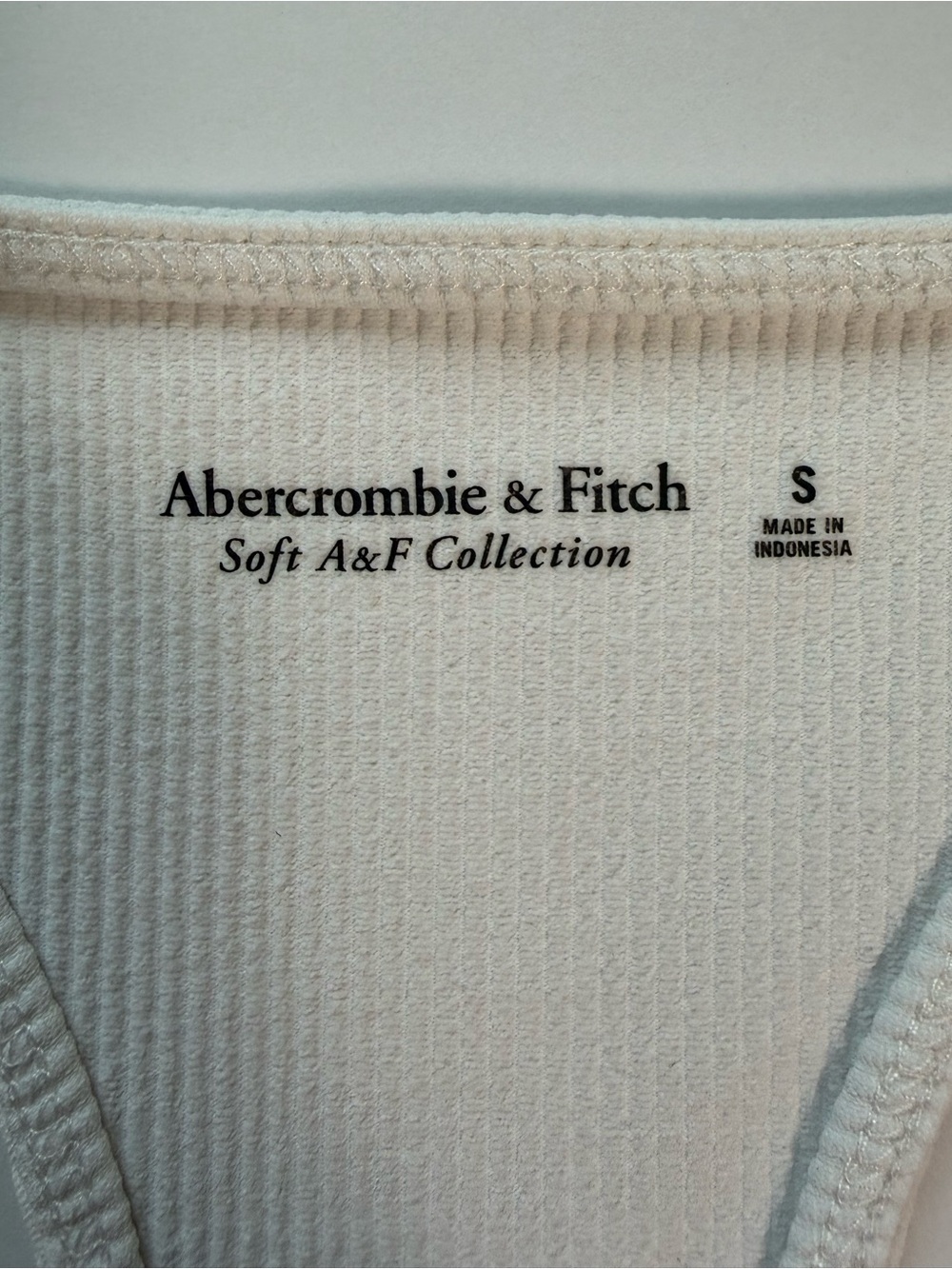 Abercrombie Ribbed Racerback Tank - Picture 2 of 7
